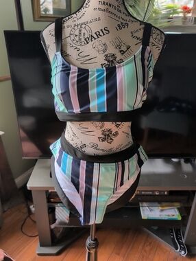 Striped Two-Piece Bikini Set in Pastel Mint, Blue & Black Size XL